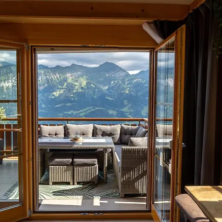 Apartment Koenigin Der Alpen Beatenberg